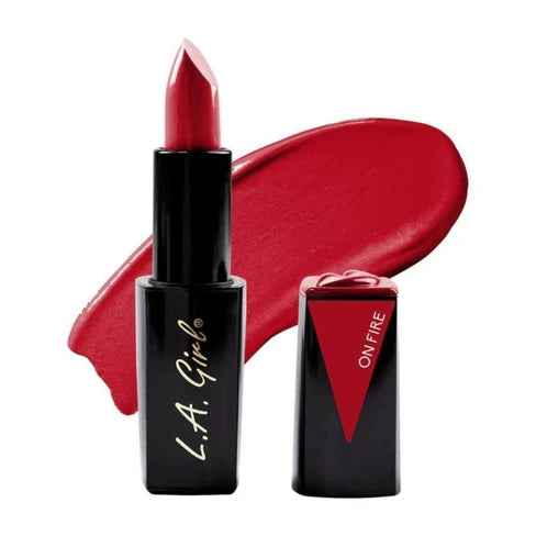 LA GIRL Barra de labios Lip Attraction