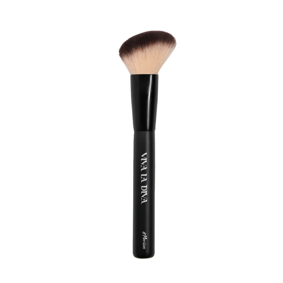 Viva la Diva Besties Forever Angled Blush brush Monica